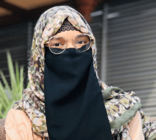 Amna Kausar